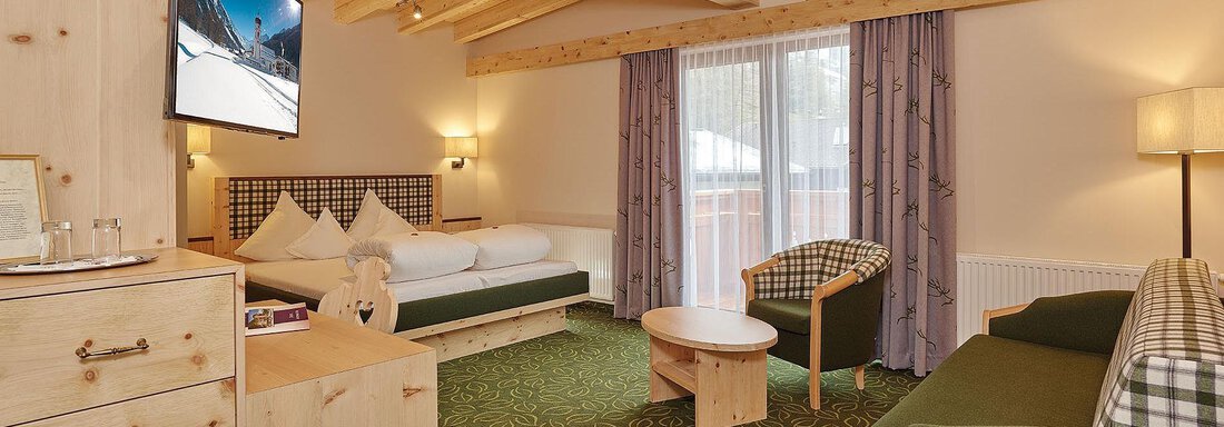 Zirben Deluxe Suite Zirben Deluxe Suite - Hotel Schöpf - Gries