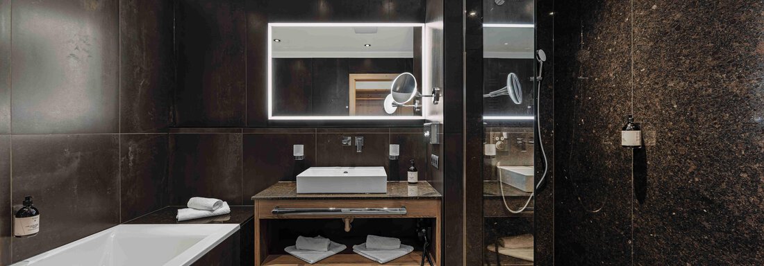 DZ SCHERMERKAR (3) - SKI | GOLF | WELLNESS Hotel Riml ****S - Hochgurgl