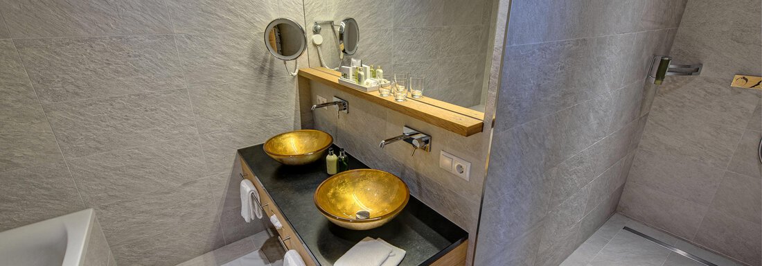 Badezimmer - Hotel Schöne Aussicht - Neu - Hochsölden