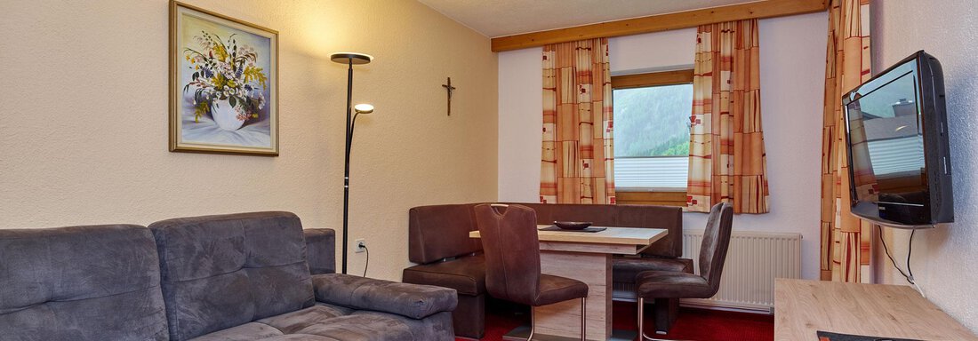 gemütliche Wohn- und Sitzlandschaft | © Rebecca Klocker, Familie Gstrein (CC C) gemütliche Wohn- und Sitzlandschaft - Appt. Gstrein Klaudia - Längenfeld