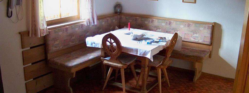Sitzecke Küche App.2 - Gästehaus Bichl - Niederthai