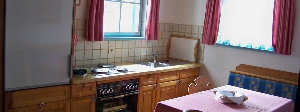 Küche App. 9 - Gästehaus Bichl - Niederthai