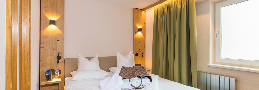 Doppelzimmer Doppelzimmer - Hotel Falknerhof, am Ursprung - Niederthai