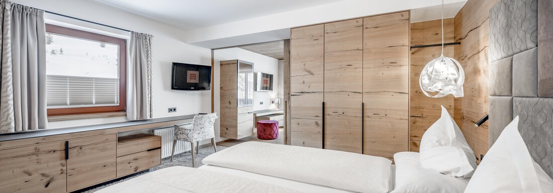 210408_083650-2-3 - Hotel Gotthard-Zeit - Obergurgl 