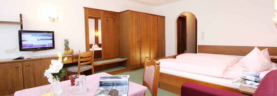 Doppelzimmer mit und ohne Doppelzimmer mit und ohne - Pension Hohenfels - Obergurgl