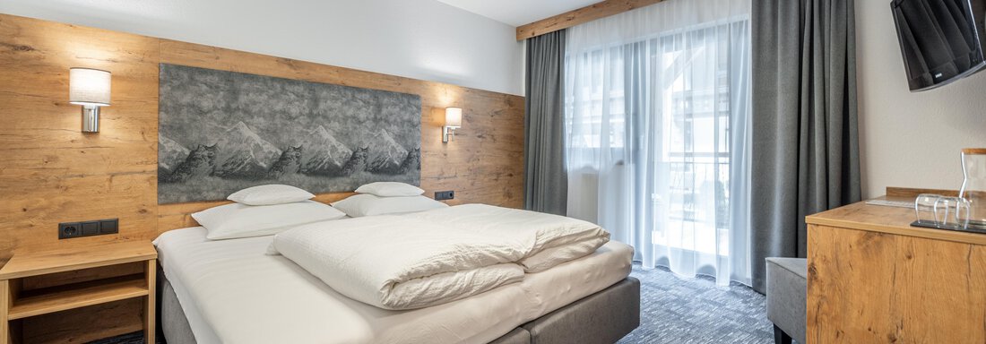 Doppelzimmer - Apart Hotel Garni Alt Kaisers - Sölden