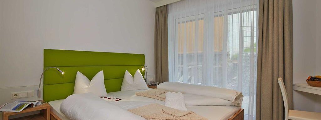 Alpen Diamond Top 300 double bedroom 1 - Apartements Alpen Diamond Luxury - Sölden