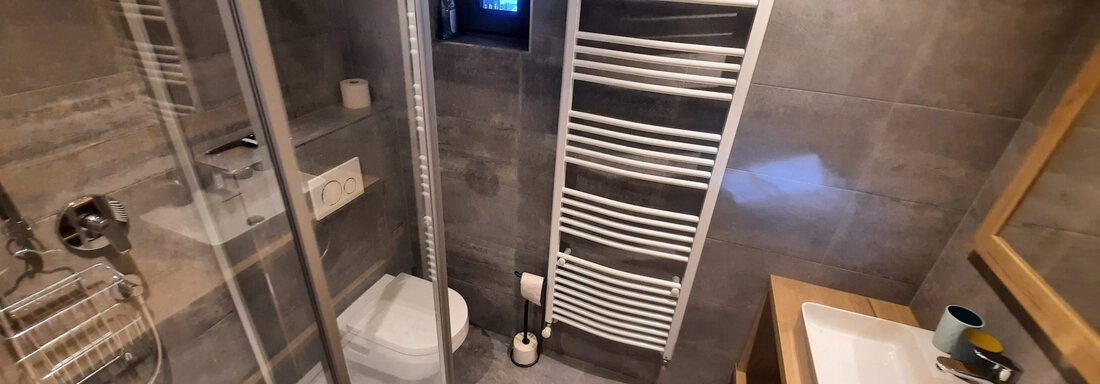 Badezimmer 2 (Dusche, WC) - Ferienhaus Anna - Sölden