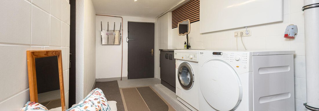 Abstellraum mit Waschraum, Schuhtrockner - Ferienhaus Valsora - Sölden