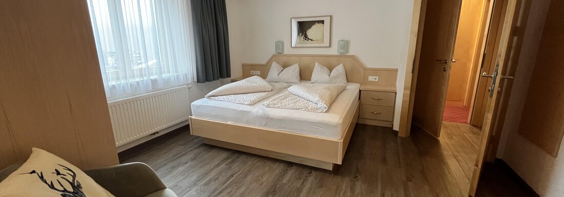 Schlafzimmer 1 - Franzele Appartements & Zimmer - Sölden