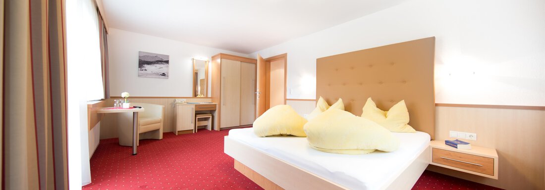 Familienzimmer Familienzimmer - Frühstückspension Astoria - Sölden