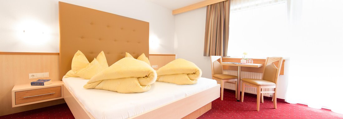 Familienzimmer - Frühstückspension Astoria - Sölden