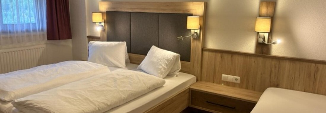 Dreibettzimmer - Haus Moosbichl - Sölden