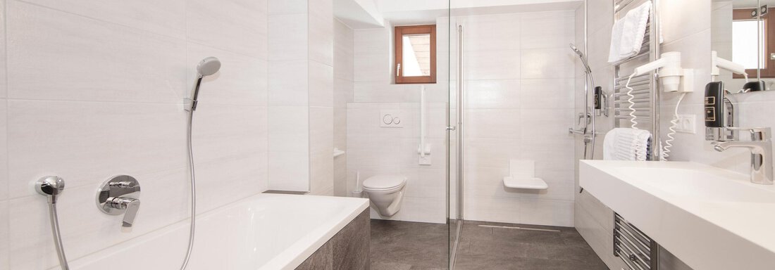 Badezimmer im Deluxe DZ - Hotel Birkenhof - Sölden