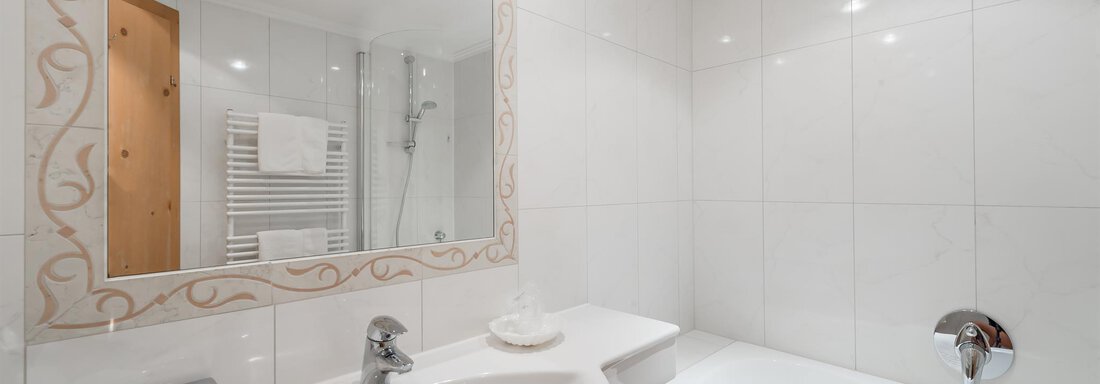 Badezimmer Badezimmer - Hotel Grauer Bär - Sölden