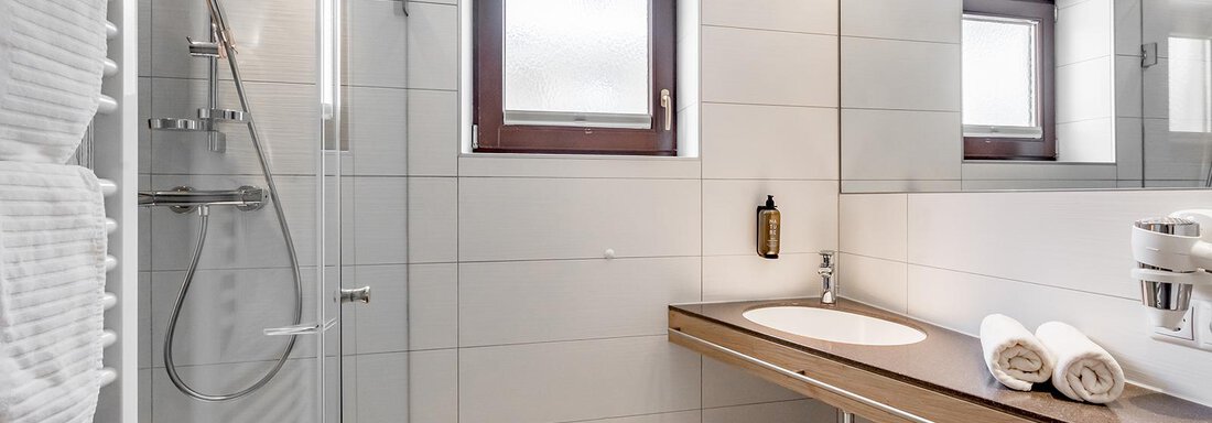 carin_zimmer_katB_2 - Hotel Sportpension Carinthia - Sölden