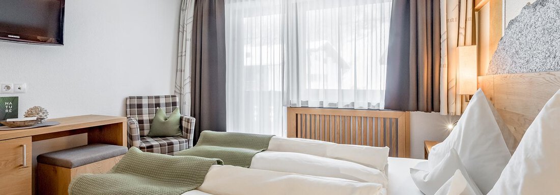 carin_zimmer_katAplus_4 - Hotel Sportpension Carinthia - Sölden