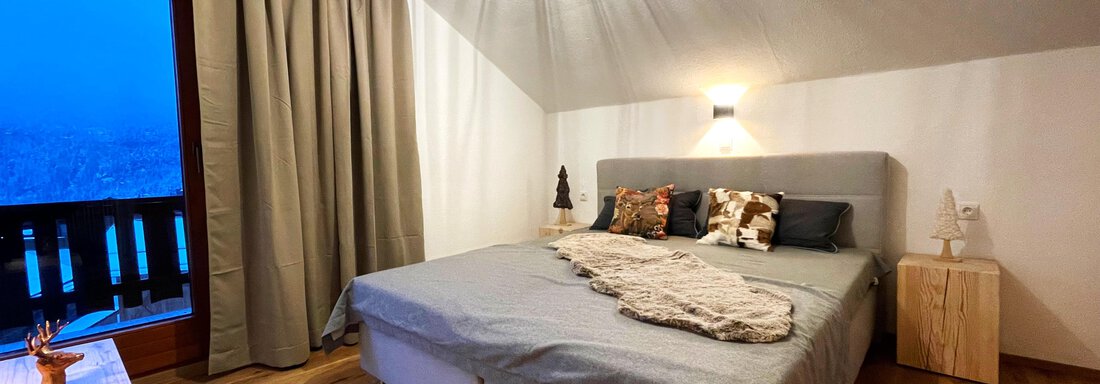 one of 7 bedrooms - Mountain Lodge Sölden - Sölden