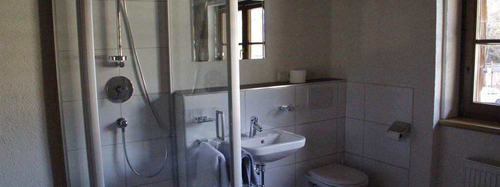Dusche-WC Einzelzimmer - Pension Berggeist - Sölden