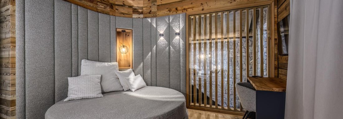 White Diamond (2) - The Peak Sölden - Sölden