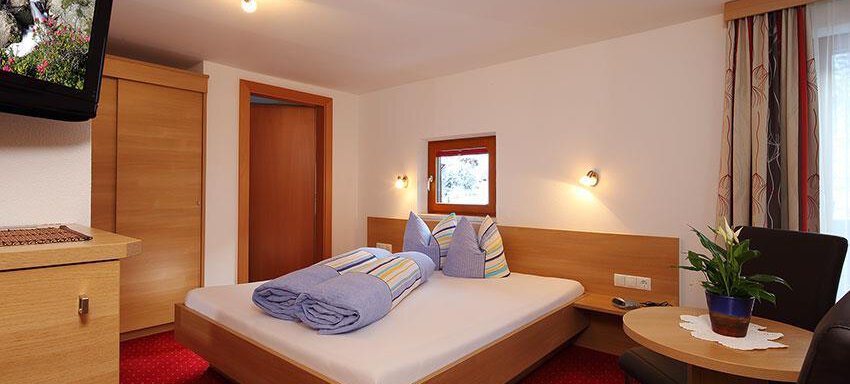 Doppelzimmer - Haus Hubertus - Vent