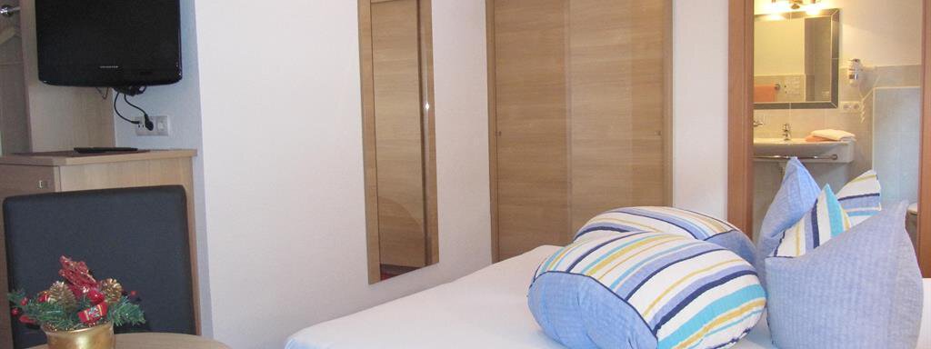 Doppelzimmer - Haus Hubertus - Vent