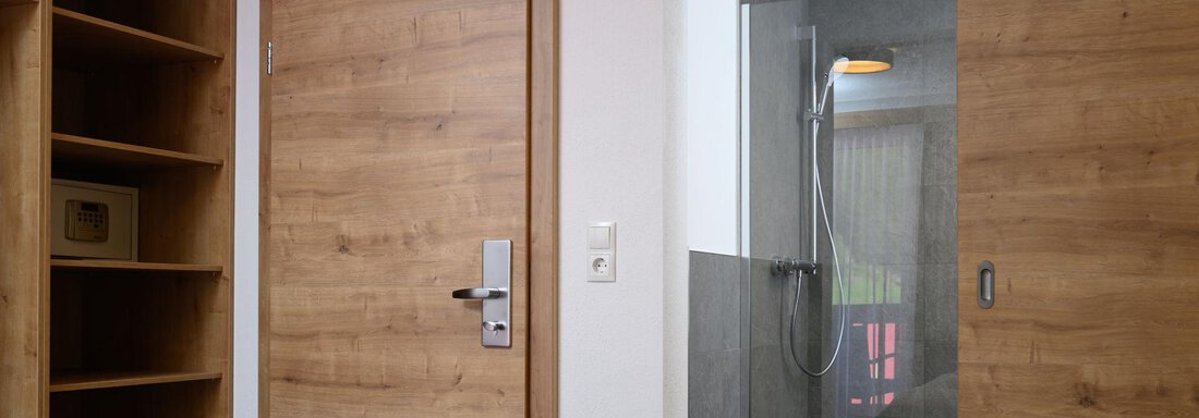 Doppelzimmer Nr. 7 - Gästehaus Judith - Zwieselstein