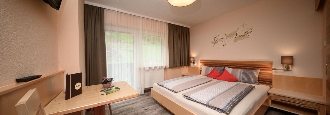 Doppelzimmer 02 Standard (3) - Haus Sonnschein - Zwieselstein
